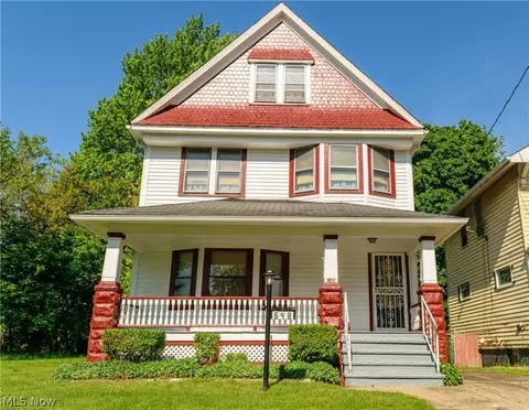 648 E 107th St, Cleveland, OH 44108