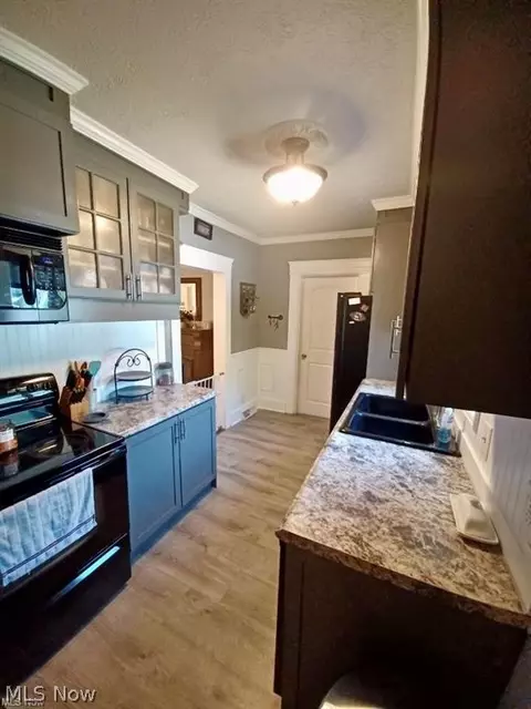 1005 E River St, Elyria, OH 44035 photo 18