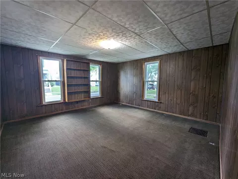 Living - 369 S 10th St, Coshocton, OH 43812 photo 1 of 2