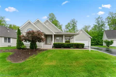 5216 Nashua Dr, Youngstown, OH 44515