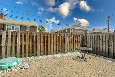 883 Brittney Ct, Willowick, OH 44095 photo 32