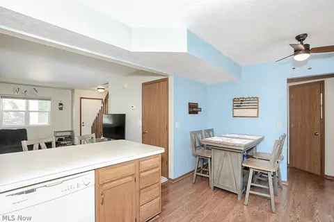 883 Brittney Ct, Willowick, OH 44095 photo 10