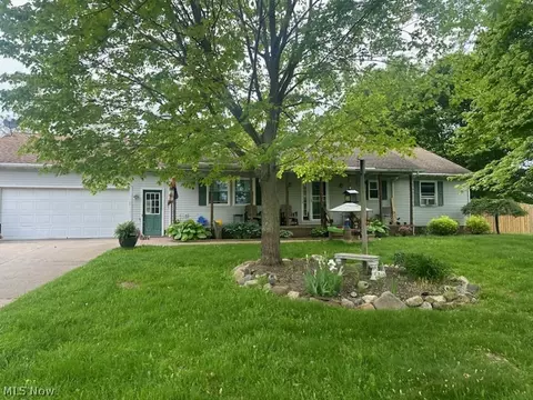 15600 Gar Hwy, Montville, OH 44064