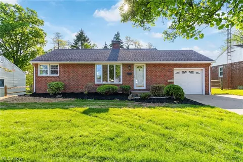 3852 Norman Ave NW, Canton, OH 44709