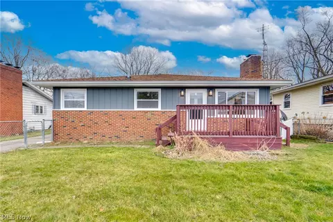 125 Kreiner Ave, Akron, OH 44312