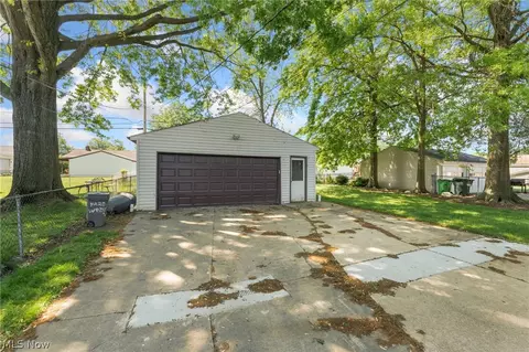 30104 Barjode Rd, Willowick, OH 44095 photo 26
