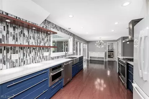 Kitchen - 34135 Maple Dr, Solon, OH 44139 photo 3 of 6