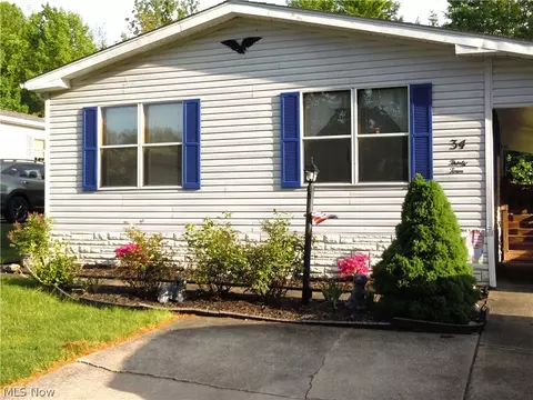 34 Cardinal Dr, Hiram, OH 44234