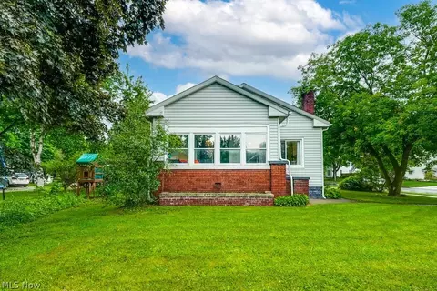 195 Canton Rd, Akron, OH 44312