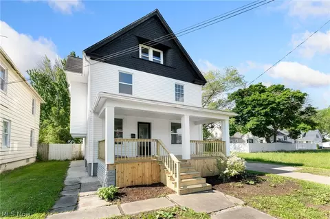 929 W 14th St, Lorain, OH 44052