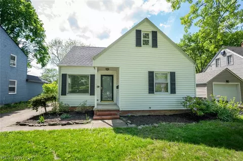 202 Melbourne Ave, Akron, OH 44313