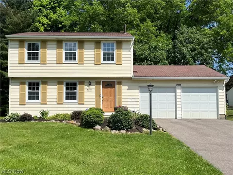 1411 Orchard View Dr, Copley, OH 44321