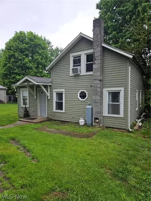 2656 Division Ln, New London, OH 44851