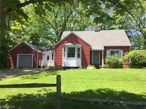 42 S Navarre Ave, Youngstown, OH 44515