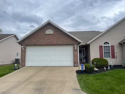 1418 Channonbrook St SW, Canton, OH 44710