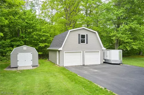1939 Old Farm St, Ashtabula, OH 44004 photo 10