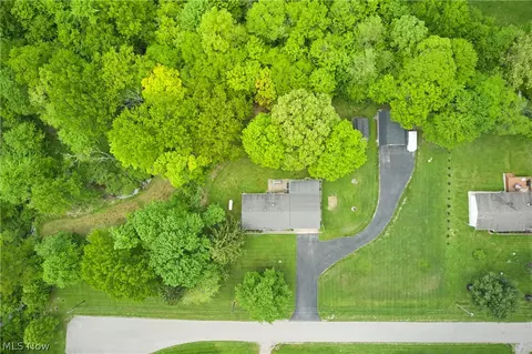 1939 Old Farm St, Ashtabula, OH 44004 photo 33