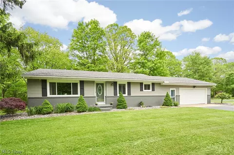 1939 Old Farm St, Ashtabula, OH 44004