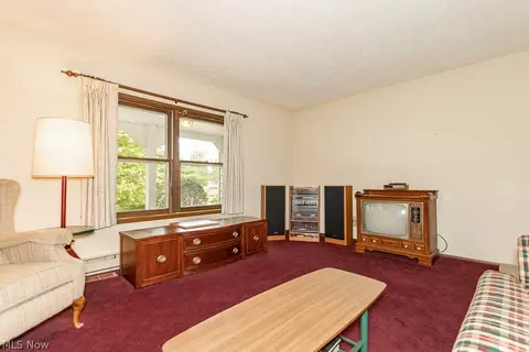 Living - 5256 S River Rd E, Geneva, OH 44041 photo 1 of 5