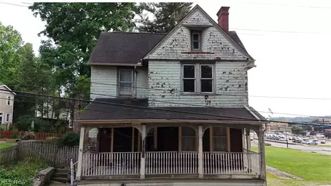 16 11th St, Parkersburg, WV 26101