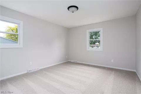 Bedroom - 469 Wolf Ave, Wadsworth, OH 44281 photo 5 of 8