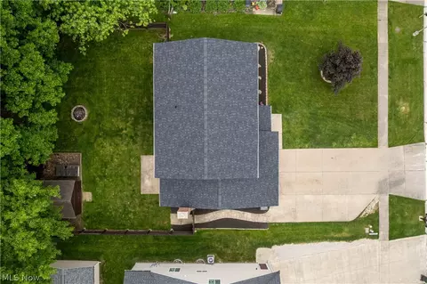 View/Area - 469 Wolf Ave, Wadsworth, OH 44281 photo 2 of 2