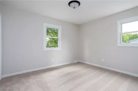 Bedroom - 469 Wolf Ave, Wadsworth, OH 44281 photo 3 of 8