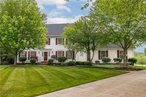 6688 Salerno St NW, Canton, OH 44718