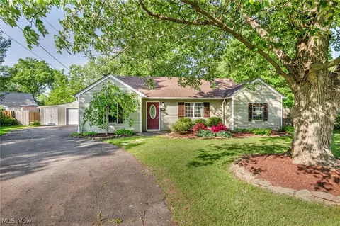 Exterior - 9625 E River Rd, Elyria, OH 44035 photo 9 of 9