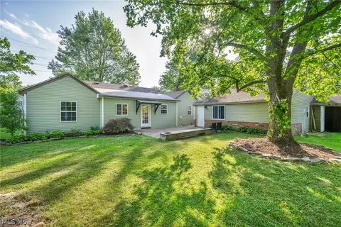 Exterior - 9625 E River Rd, Elyria, OH 44035 photo 3 of 9