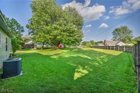 Exterior - 9625 E River Rd, Elyria, OH 44035 photo 5 of 9