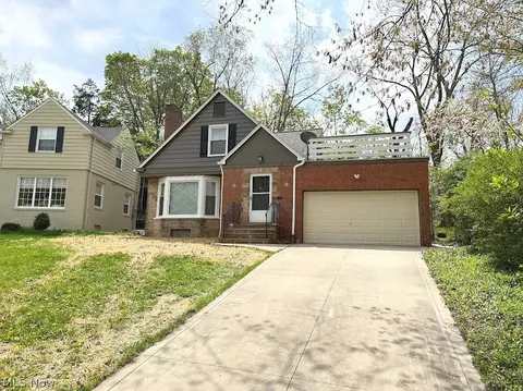 3504 Meadowbrook Blvd, Cleveland Heights, OH 44118