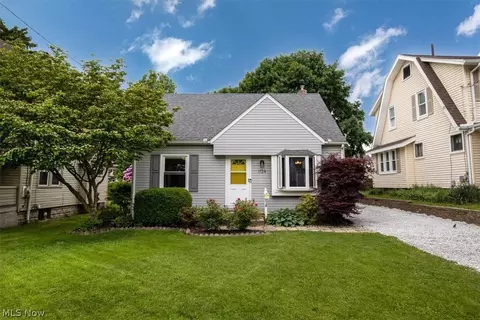 1134 Oakland Ave, Akron, OH 44310
