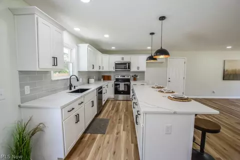 4800 Beverly Ave NE, Canton, OH 44714 photo 7