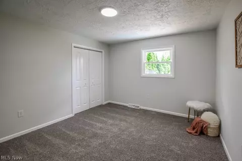 4800 Beverly Ave NE, Canton, OH 44714 photo 17