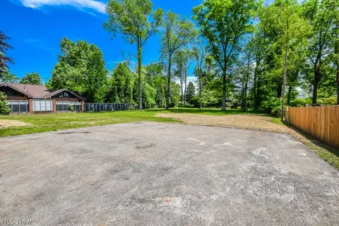 4800 Beverly Ave NE, Canton, OH 44714 photo 27