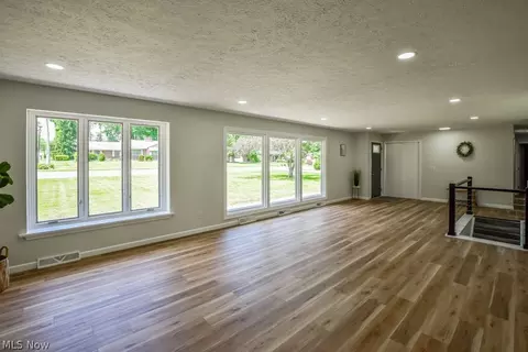 4800 Beverly Ave NE, Canton, OH 44714 photo 3