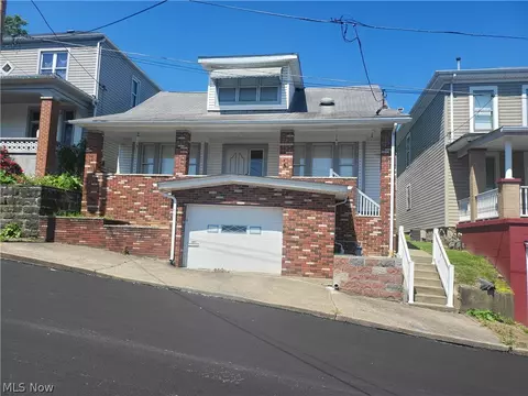 3725 Franklin St, Bellaire, OH 43906