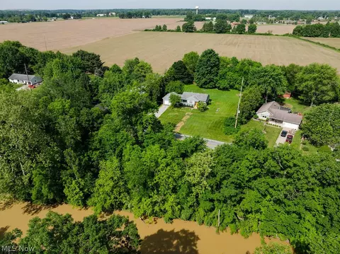 View/Area - 2015 W River Rd S, Elyria, OH 44035 photo 1 of 2