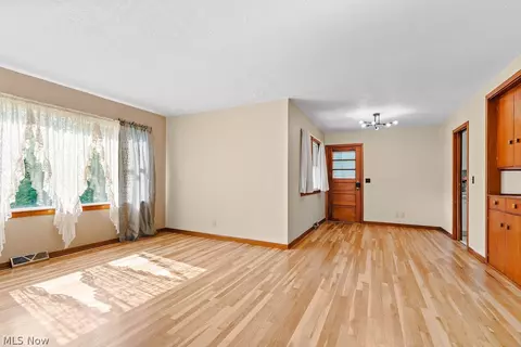 Living - 2015 W River Rd S, Elyria, OH 44035 photo 3 of 3