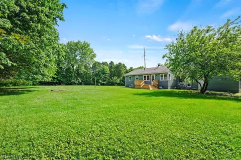 Exterior - 2015 W River Rd S, Elyria, OH 44035 photo 10 of 13