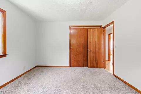 Bedroom - 2015 W River Rd S, Elyria, OH 44035 photo 4 of 6
