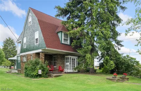 4416 Ridge Rd, Brooklyn, OH 44144