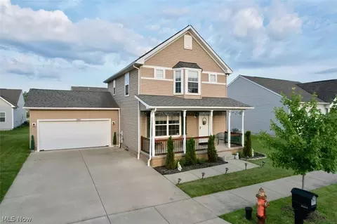 11154 Dandridge Dr, Warrensville Heights, OH 44128