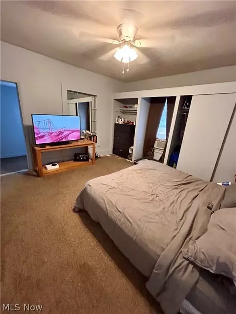 Bedroom - 234 Poland Ave, Struthers, OH 44471 photo 2 of 4