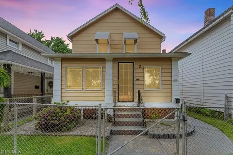 6016 Madison, Cleveland, OH 44102