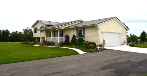 1452 Town Line 131 Rd E, North Fairfield, OH 44855