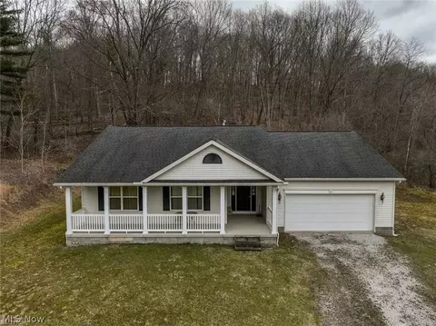 4040 Keno Rd NW, Carrollton, OH 44615