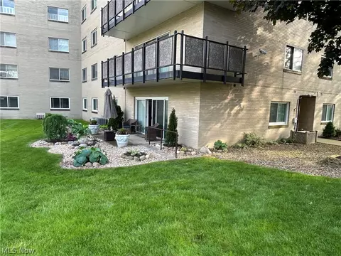 Exterior - 255 N Portage Path, Akron, OH 44303 photo 2 of 5