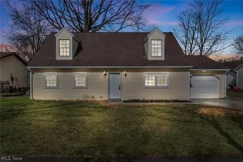 907 Bunker Hill Rd, Medina, OH 44256